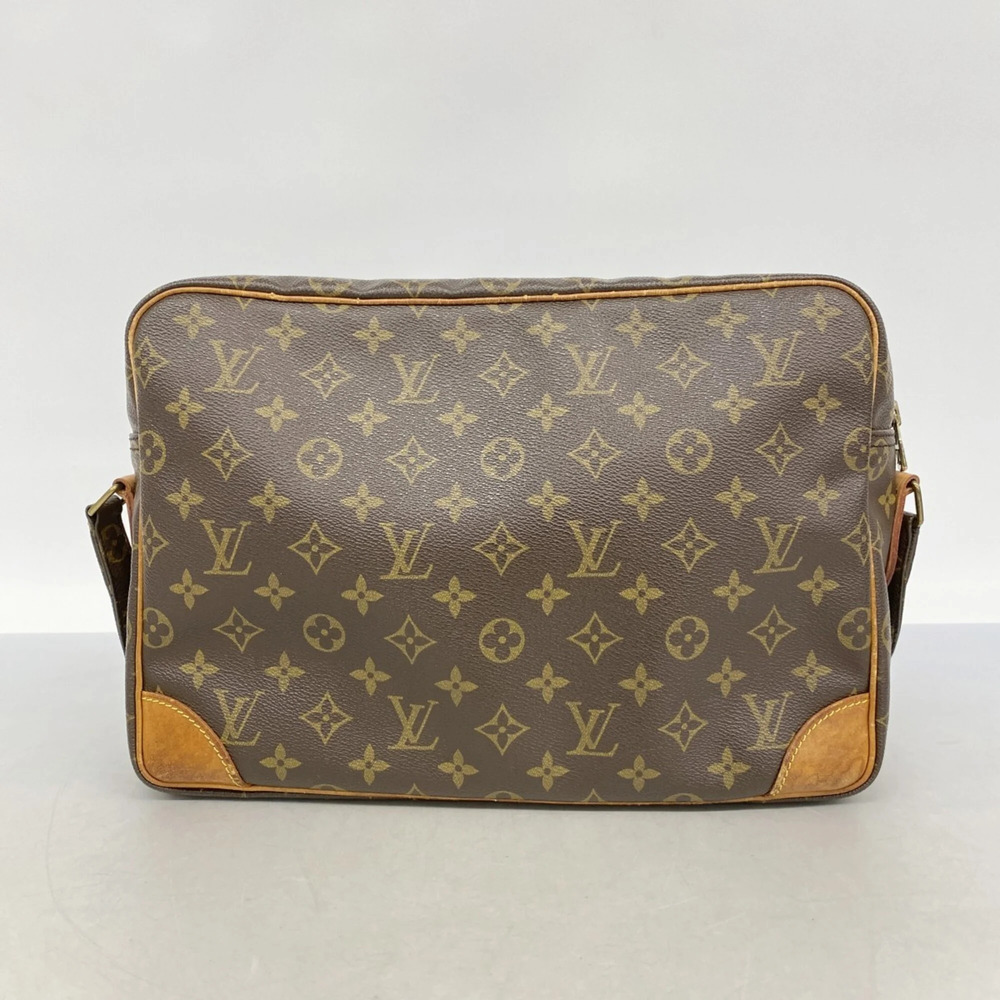 LOUIS VUITTON Brown Monogram Shoulder Bag - Picture 10 of 10